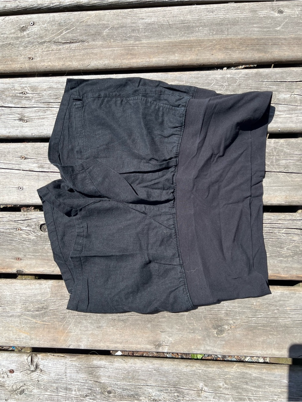 Old Navy Black Linen Maternity shorts